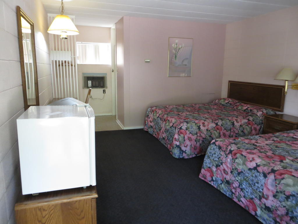 Parkway Motel Niagarawatervallen Buitenkant foto